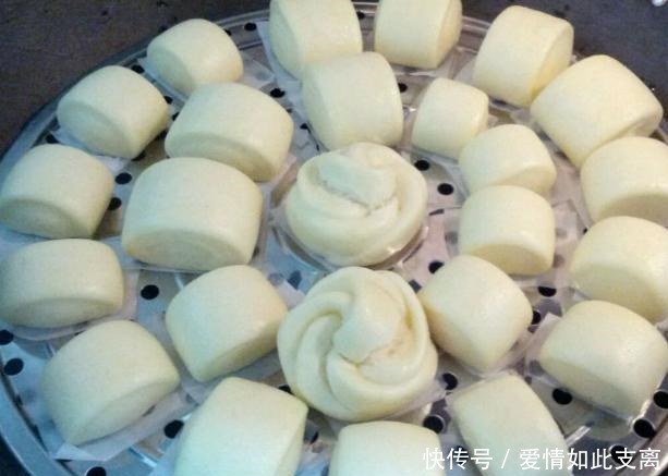 步骤|卖馒头的大妈说漏嘴,发面时多加一样,馒头又香又白,越吃越好吃