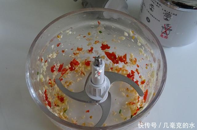  上桌|高温天，最爱做这菜，蒸一蒸就上桌，鲜嫩美味又营养！