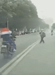  滑梯|搞笑GIF：哎呀，这滑滑梯太刺激，把孩子都丢了