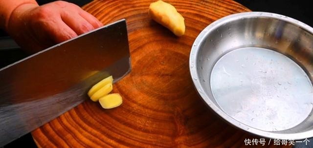 高端|大厨将梳子蟹、斑节虾两种高端食材用最朴素烹饪方式烹制出的美味