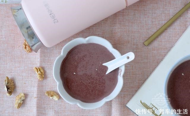 细腻|早餐少不了这碗米糊,口感细腻爽滑,朋友说我太会过,生活很精致