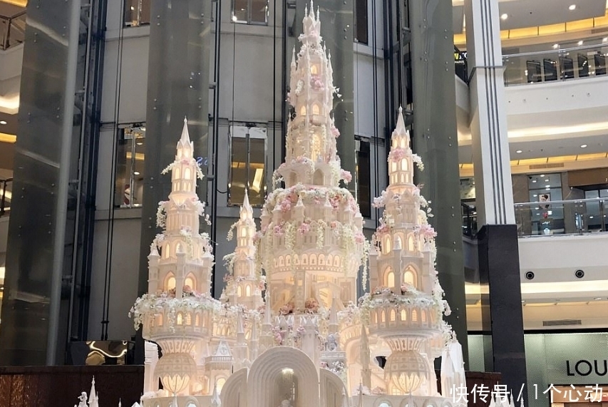 套房|印尼推出超奢华蛋糕,一个城堡蛋糕能买大城市的一套房