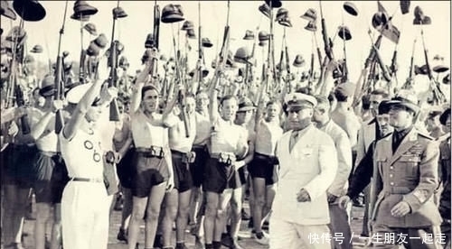 日军|二战轴心国军服大比拼日军省料，德军帅气，意大利用“牛奶布”