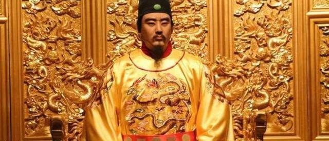 封建社会|朱元璋怕自己死后,妃子给他“戴绿帽”,下令起用千年前残酷制度