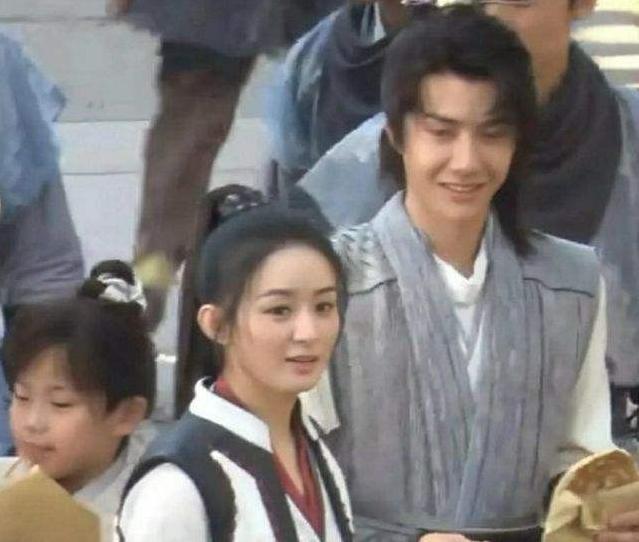  拍摄|《有翡》拍摄完成，赵丽颖王一博罕见剧照爆出，两人互怼被笑翻了