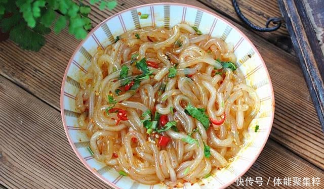 酸爽|比香辣粉、油泼面更过瘾!这一碗香辣酸爽,好吃到连汤都喝干净!