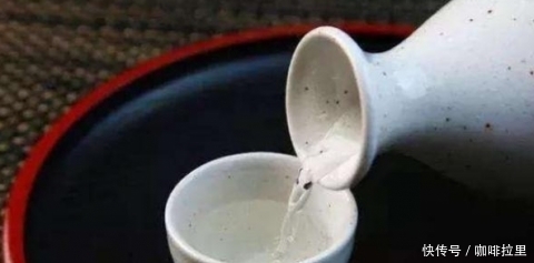 会出问题|不能久放的4种酒，除了啤酒，这三种白酒也在内