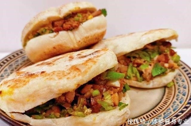 五花肉|终于没忍住,对肉夹馍下手了,饼酥肉烂,在家也能做大厨