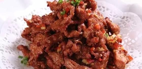 孜然|孜然炒肉,和馒头夹在一起吃,好吃到停不下来