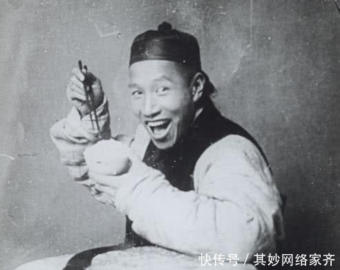 清朝|真实罕见的老照片:穷人在流浪,富人在欢笑,这才是真正的大清朝