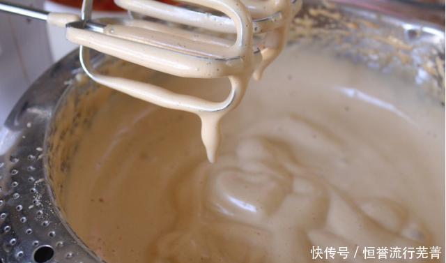 枣糕|秋季暖心糕点红糖枣糕,自己在家就能制作,软糯美味,幸福感倍增