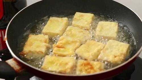 下饭|豆腐学会这样做,比吃肉过瘾,还特别下饭,外焦里嫩吃不腻