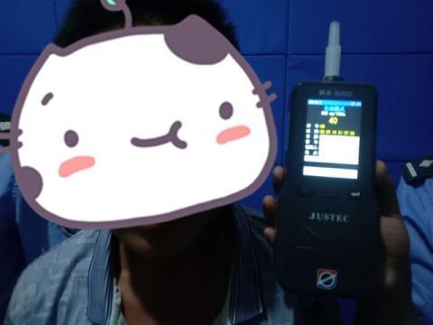  脱保脱检|酒驾、无证、脱保……男子集多项违法于一身，被开罚单1680元