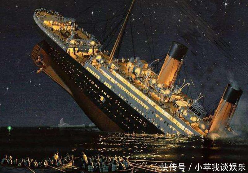 泰坦尼克号|泰坦尼克号撞冰山后,遇难者为何宁愿落水,也不爬到冰山上避难