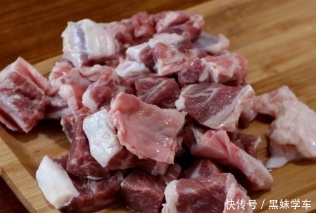 浓稠|炖牛肉时，加上一点“它”，牛肉更易软烂，汤汁浓稠口感好，收藏