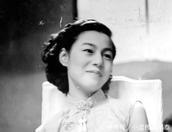 真实|稀有古代青 楼女子真实照片,略带“羞涩”眉目含情,姿容不凡!