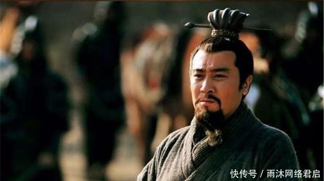 关羽|蜀汉刘备与曹魏孙权发生夷陵之战的时候,曹魏为何不乘机攻击他们