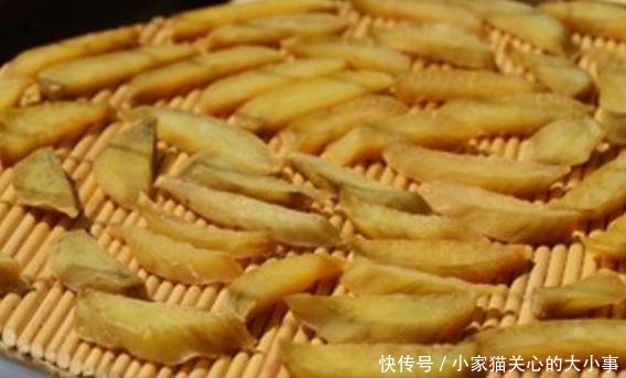 红薯条|红薯先切条,还是蒸这样做,红薯干香甜软糯,比买的好吃100倍