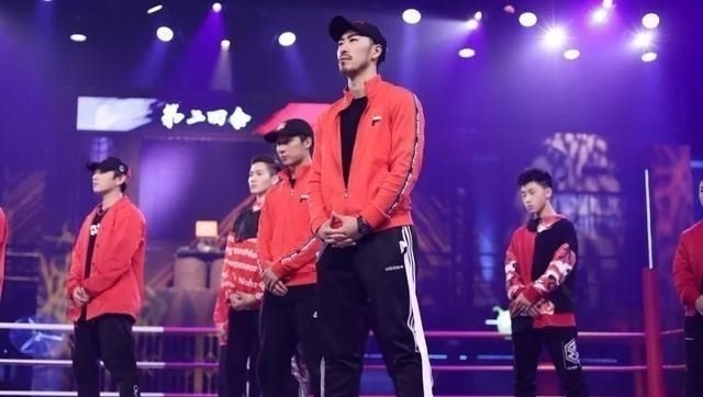 battle|舞台帅炸,导师专业,本期《街舞3》神仙打架的battle注定封神