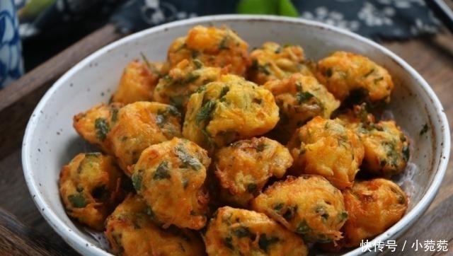 炸丸子|炸丸子总是硬?按照此配方,炸出来更酥脆