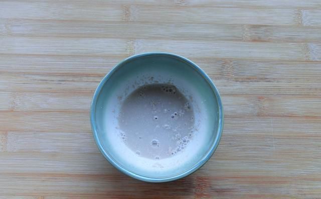 泡打粉|蒸包子时,记得不要只加酵母,面里加2样,包子又白又软又香又甜