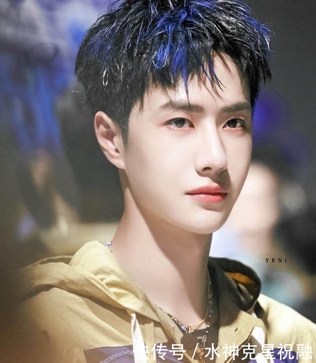 游戏|录制快本做游戏,王一博稳稳当当挂在柱子上,原来是它的功劳