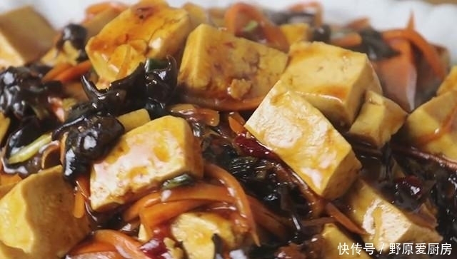 比肉|胡萝卜和它是绝配,这么做比肉都香,好吃又营养,很下饭