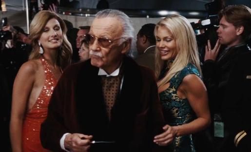  无人|漫威电影：出演次数最多的英雄，托尼曾11次出境，漫威之父无人超越