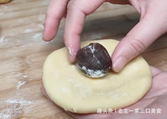 懒人|面粉别蒸馒头了,教你面包懒人做法,不烤不蒸,松软香甜又拉丝