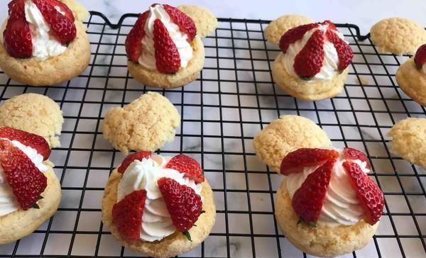 汉密哈顿奶油|最近火了“袖珍”甜点,看到它,实在忍不住了来一箱