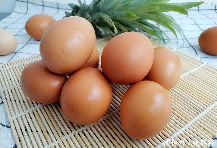 牢记|每天早上吃一个煮鸡蛋,但要注意“2个不”,为了健康,要牢记!