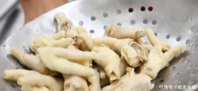  保留|泡椒凤爪，要不要焯水？技巧不保留，胶原蛋白满满，解馋又养颜