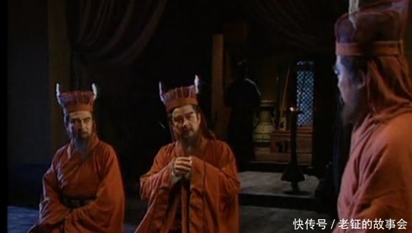 宦官|何进自己手里有兵, 为何却要叫董卓带兵进京诛杀宦官呢?