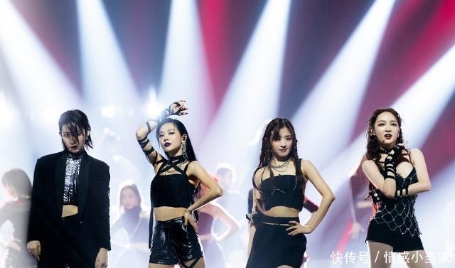 轮公演|《浪姐》的最大赢家,不是蓝盈莹、张含韵,而是不向岁月低头的她