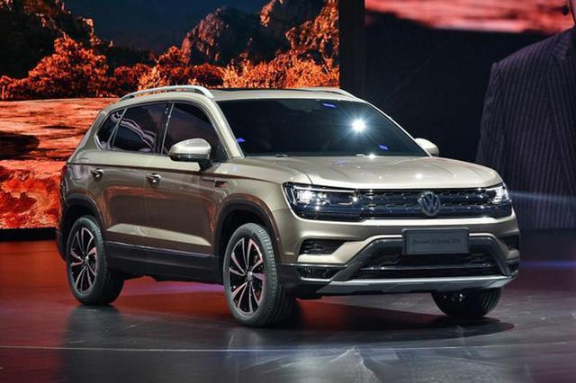 led|全系标配led大灯,比荣放帅气,关键好开还省油