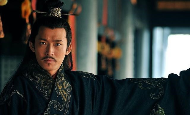 江东|三国时期猛将如云，江东孙坚的武艺如何，在三国中属于什么级别