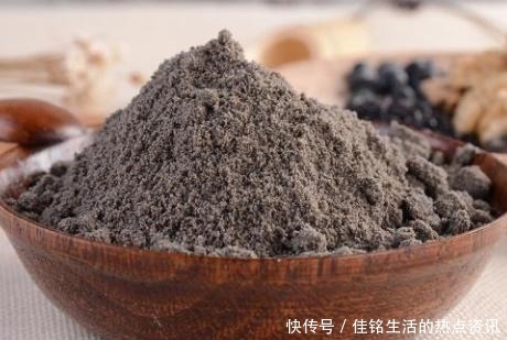 身体|9月,我家常吃黑芝麻黑豆馒头,暄软又细腻,每天坚持吃身体棒