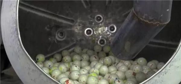 吃到糖心|怎么吃都吃不完,这颗糖果能把舌头吃到流血,有谁作死吃过它