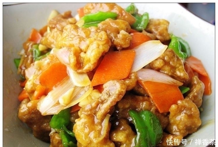 回家|去东北小姨家“做客”,做了一大桌子的菜,吃两口就“撂筷”回家