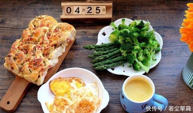 样样|4口人的7天早餐,每天摆满桌,样样亲手做,这个妈妈太勤快了