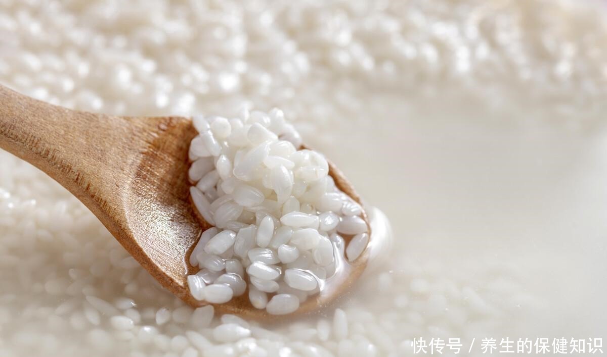 油炸|秋天要多吃红枣,加一碗糯米,不油炸不做饼,咸甜软糯,补血补气