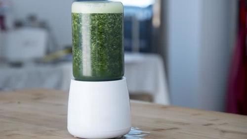 面食|黄瓜不要凉拌了,加1碗面粉,两手一搓做成面食,柔软劲道,过瘾