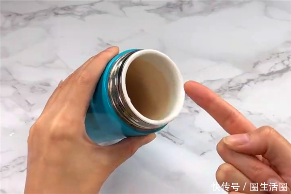 电热水壶|不管水壶水垢多脏多厚,教你简单方法,水垢一擦就掉,立马就干净