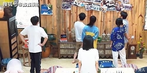 张婧仪|《向往》不受重视嘉宾,被何炅黄磊忽略,节目组被迫打出4字救场