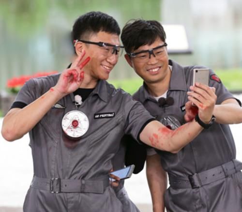 独自|王迅彻底离开《极限挑战》了他独自去到陆家嘴天桥,已说明一切