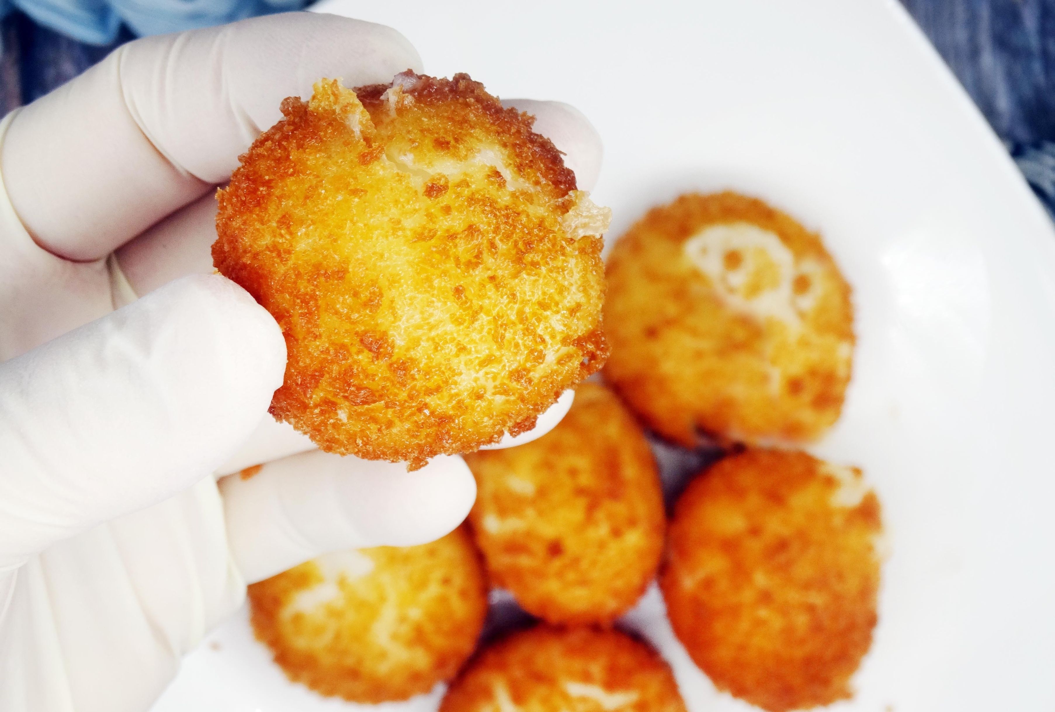 油锅|炸汤圆,直接下油锅炸大错特错!少了这2步,汤圆粘连,还会爆裂