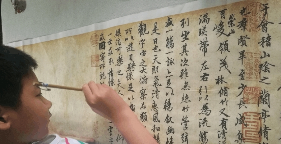 书协|11岁男孩临的《兰亭序》出来时, 网友喊话中书协: 丑书大师看看