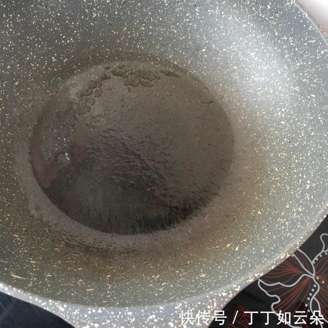 炒鱼|青红椒炒鱼豆腐,简单快手家常菜