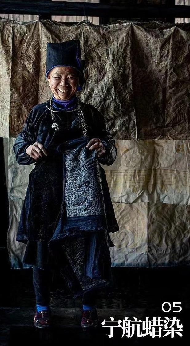 嗓门|贵州排莫村画娘:腰包鼓了,在家嗓门可大了