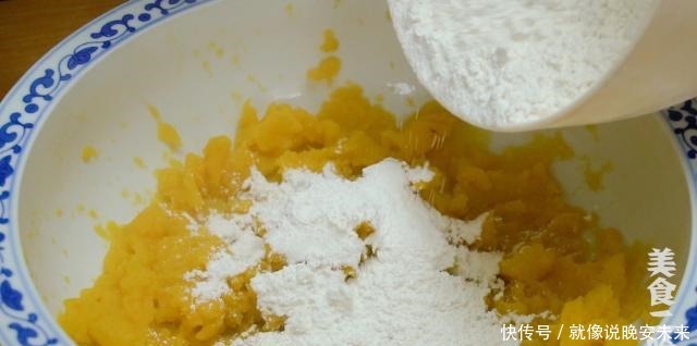 地瓜叶|红薯花样吃法，蒸煮炸炖都不如这样煎着吃，夹心流糖怎么都吃不够